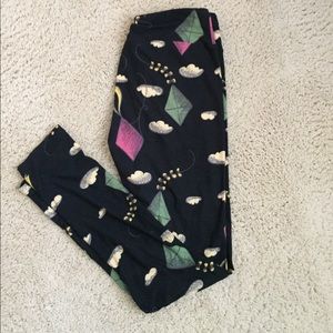 Lularoe kite leggings