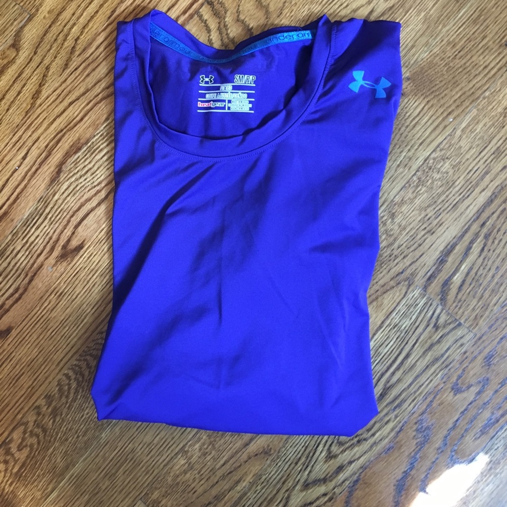 Under  Armour fitted t shirt