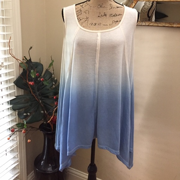 Boutique sleeveless sharkbite hacci ombré tunic! - Picture 3 of 6
