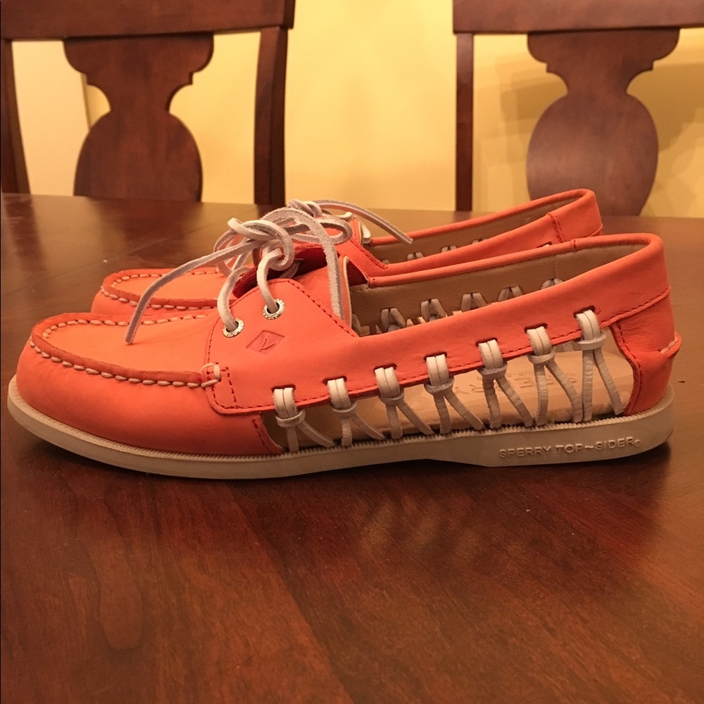 Sperry topsiders