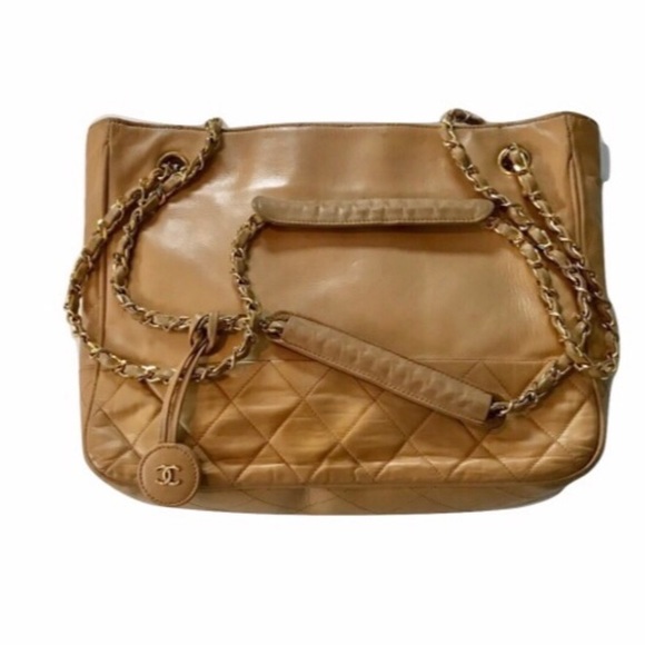 🏷SOLD Vintage Chanel Lambskin Quilted Tote - Picture 4 of 8