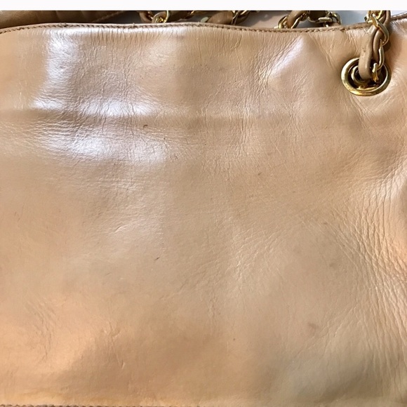 🏷SOLD Vintage Chanel Lambskin Quilted Tote - Picture 8 of 8