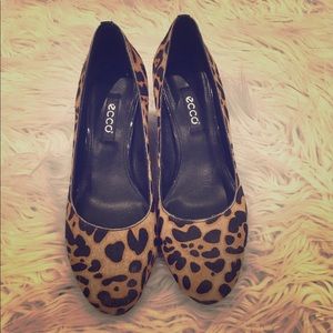 Leopard print wedges