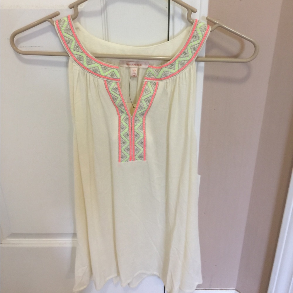 Summer Tank!! Sale! 🔥🔥