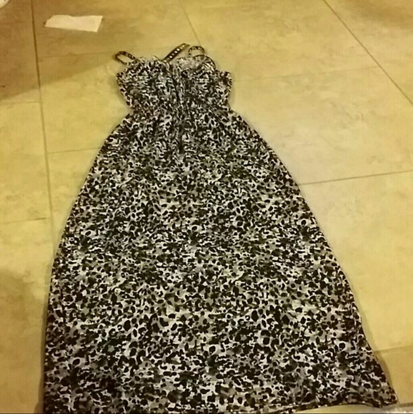 Maxi dress - Picture 2 of 3