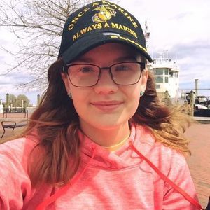 Meet your Posher, Bethany