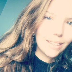 Meet your Posher, Laurel