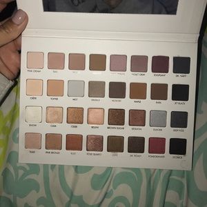 Lorac Megapro 3 palette