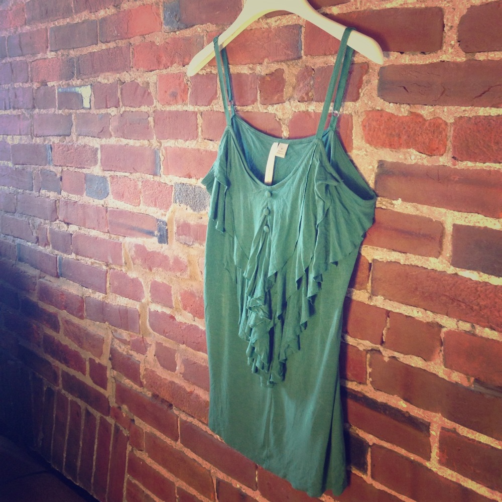 ☀️LC Lauren Conrad ruffle tank top