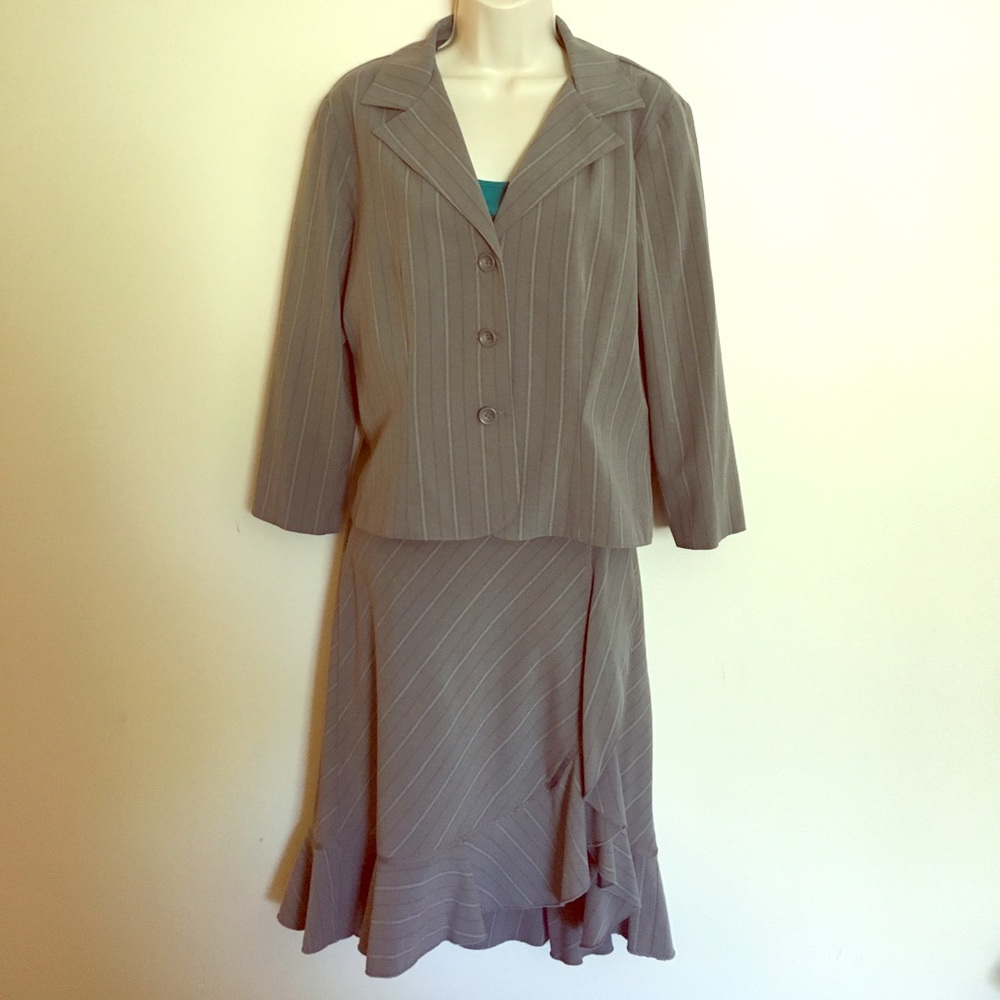2 piece suit