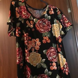 Lularoe Carly size large