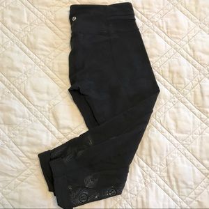 lululemon acro crop 🍋 special edition 🍋 size 8