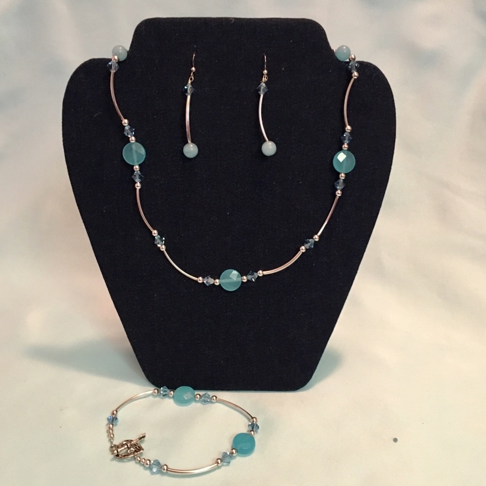 Necklace, bracelet, and earring set
