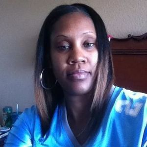 Meet your Posher, Niki