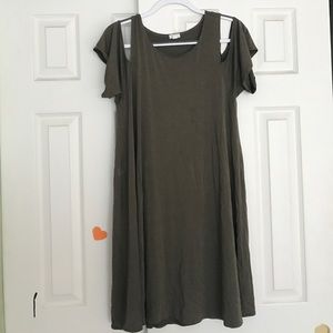 Garage cold shoulder dress LARGE