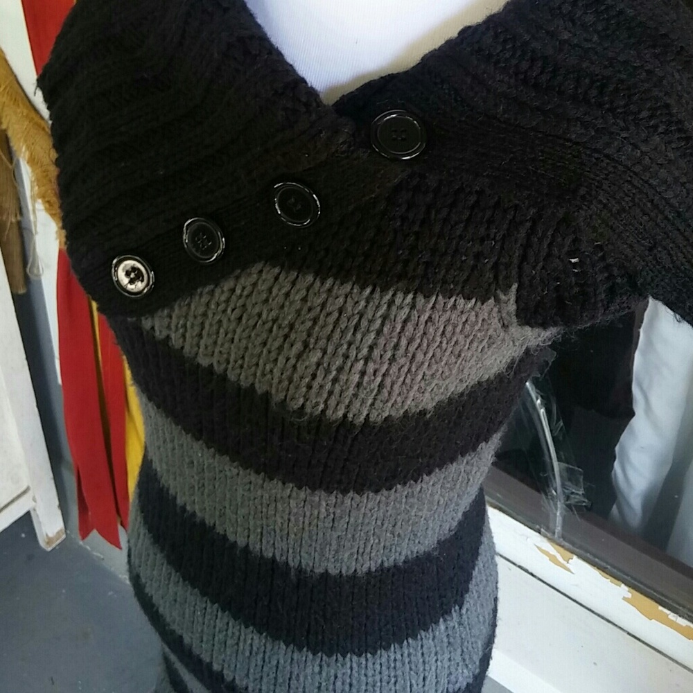 Grey and black striped sweater dress - Picture 2 of 6