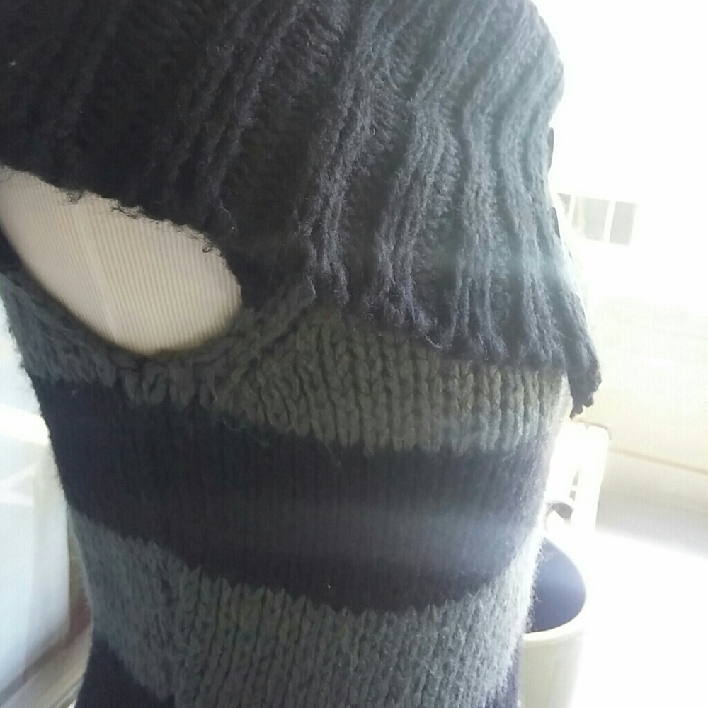 Grey and black striped sweater dress - Picture 3 of 6