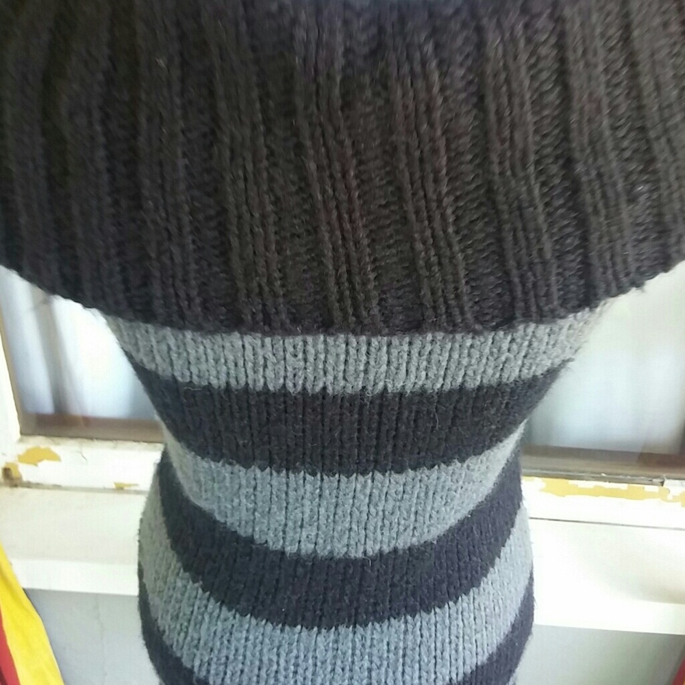 Grey and black striped sweater dress - Picture 5 of 6