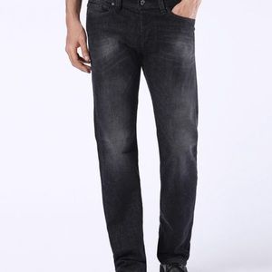 Diesel 'Viker' Regular Straight Men's Jeans- Black