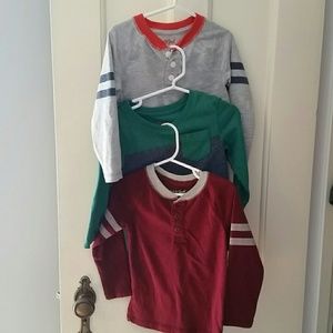 3 long sleeved shirts