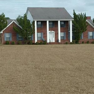 Meet your Posher, Sakeena