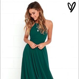 Never been worn Lulus dark green maxi dress
