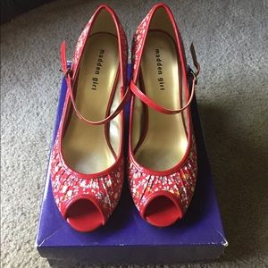 Madden Girl Pin Up peep toe heels
