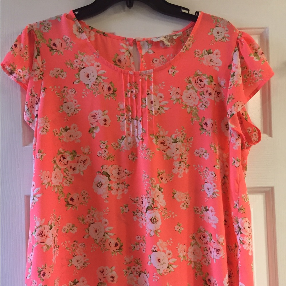 Floral top