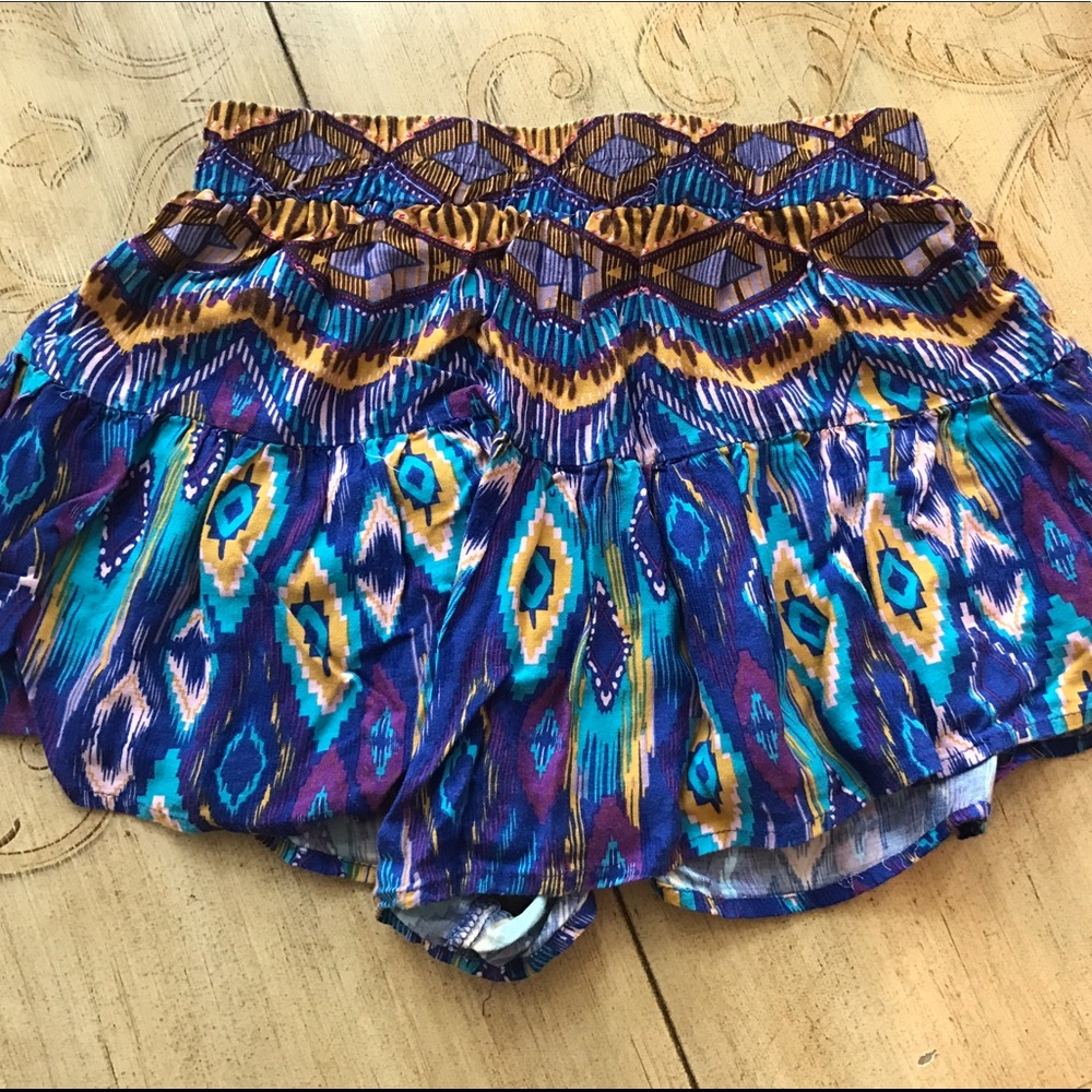 NWOT Tribal Flowly Millau shorts