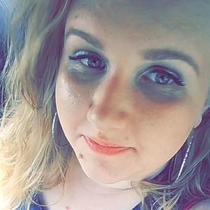 Meet your Posher, Angelia