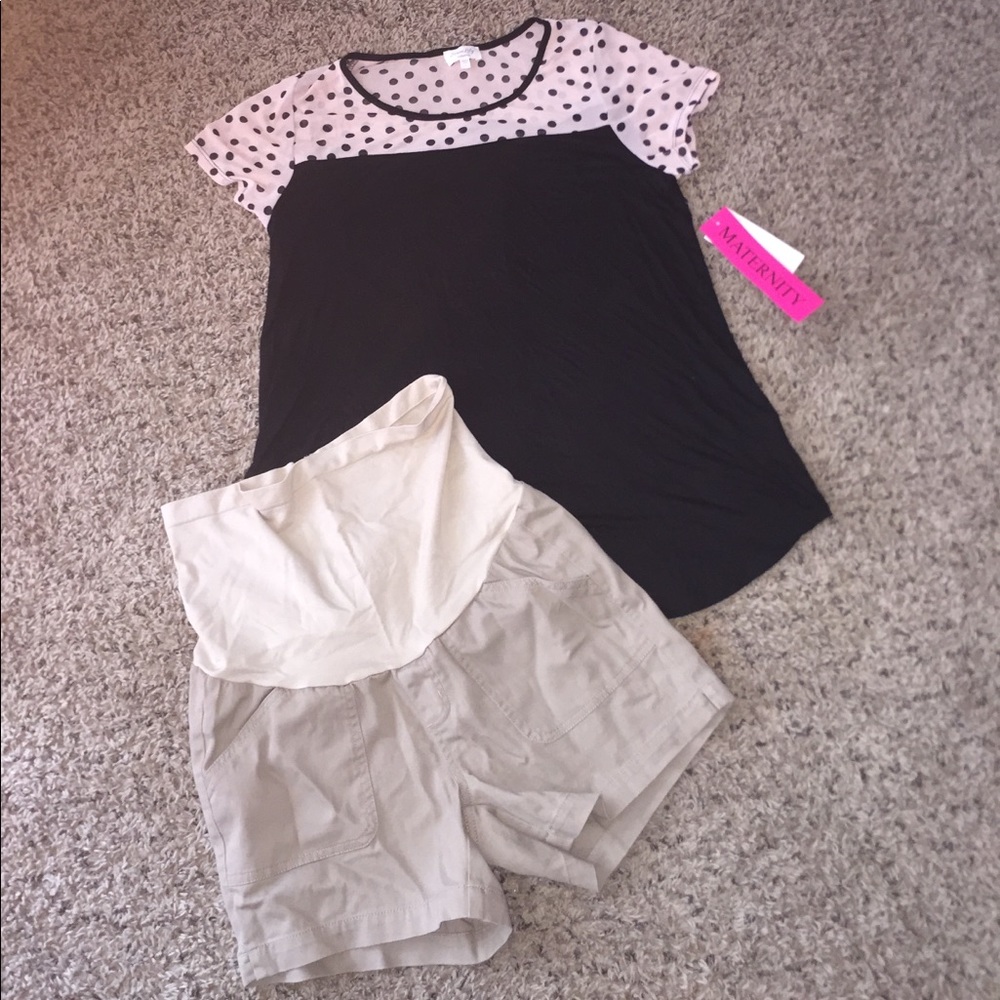 Maternity top and short set