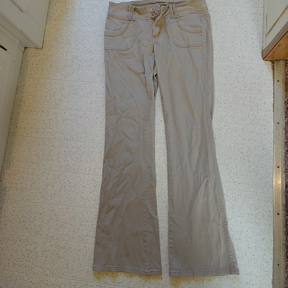 Khaki pants