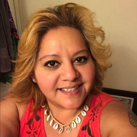 Meet your Posher, Eva - Picture 1 of 1