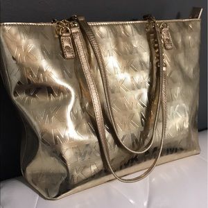 Michael kors nwot tote gold