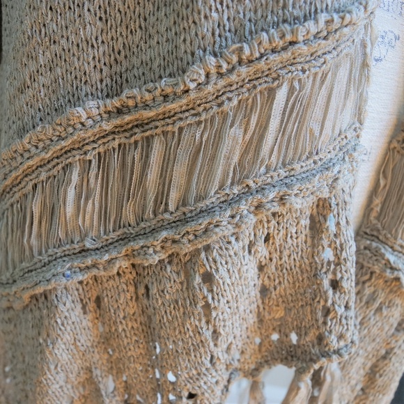 Open front crochet cardigan sweater with fringe - Picture 6 of 7