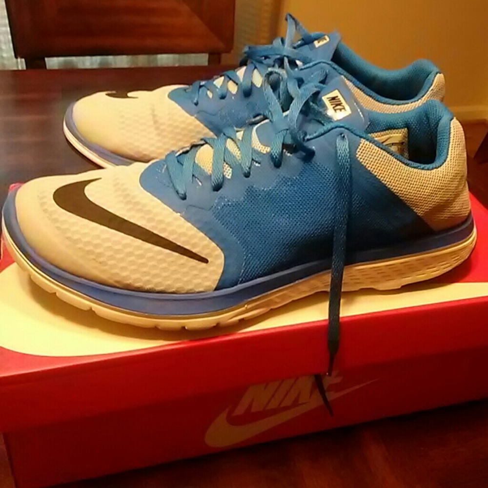 Nike FS lite run 3 sz. 10