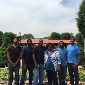 Meet your Posher, Thalia