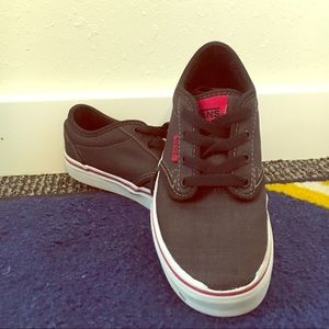YOUTH VANS