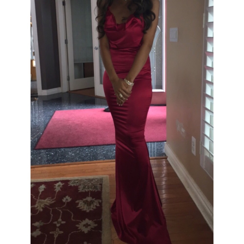 Alamour Cristentemi Gown in Cherry Red