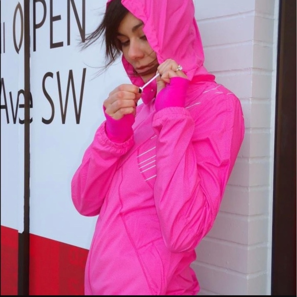 Like NEW Lululemon Hustle Jacket Paris Pink