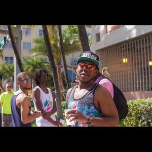 Meet your Posher, Vernon