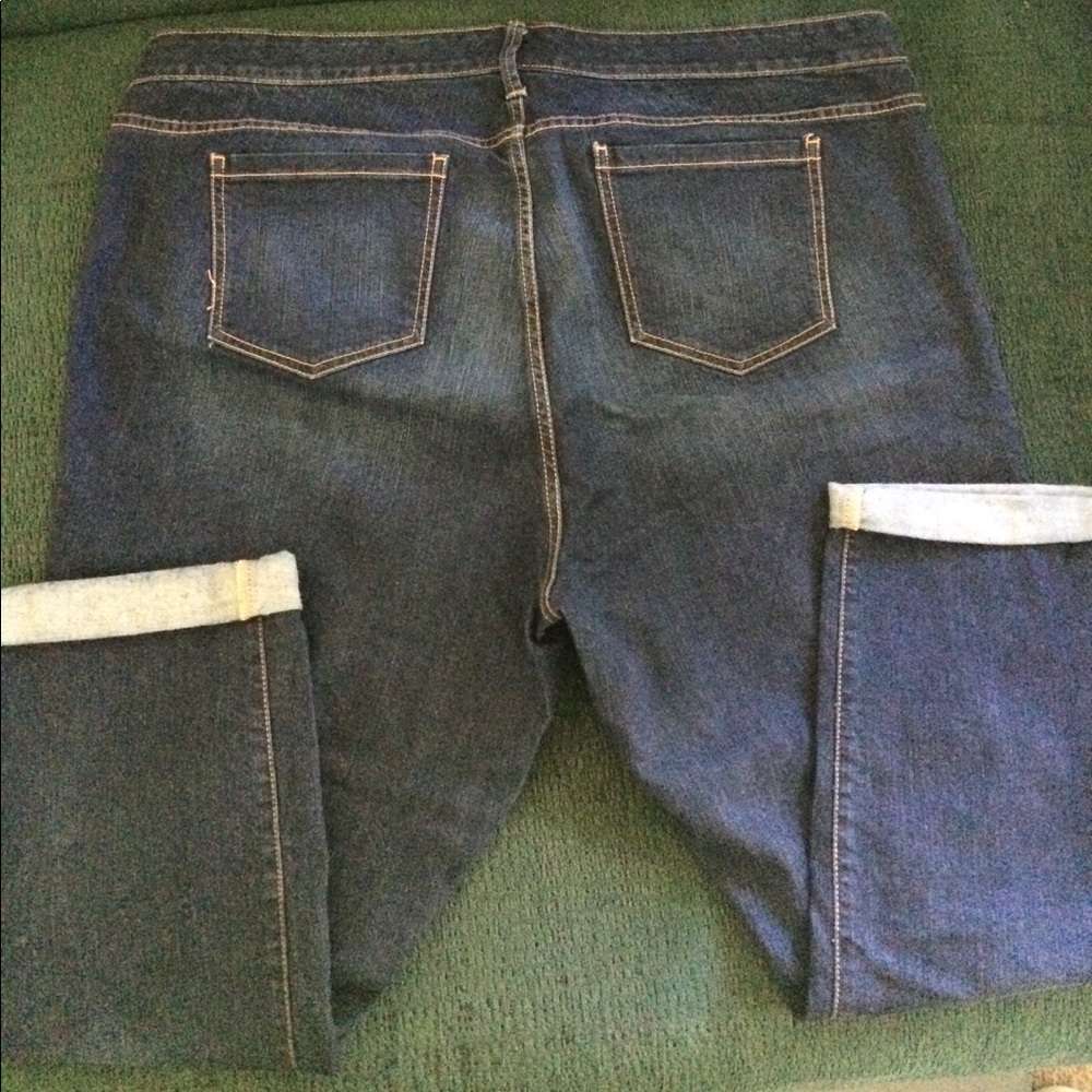 Jeans - Picture 3 of 3