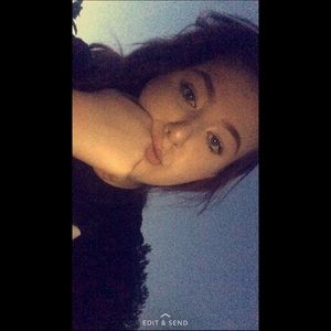 Meet your Posher, Katelyn