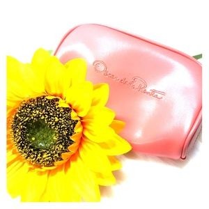 Oscar de la Renta makeup bag
