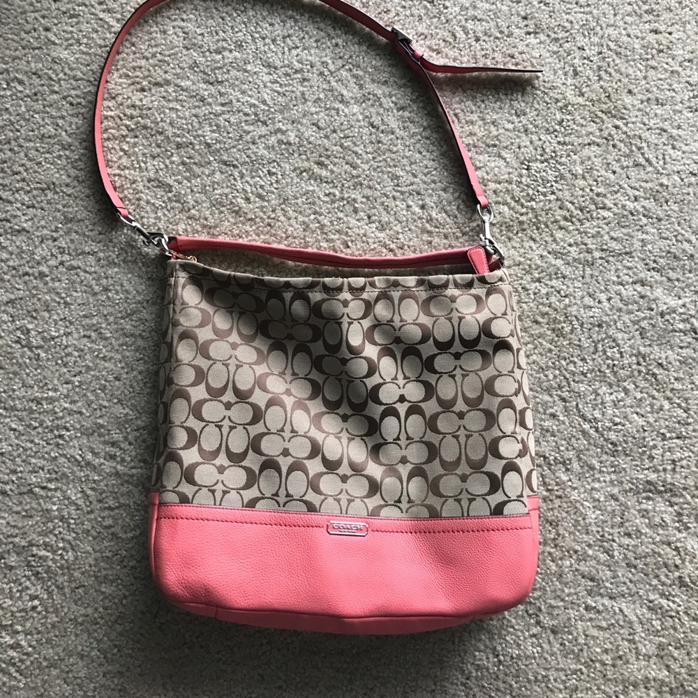 Coach Cross-body Bag 👜💜💕