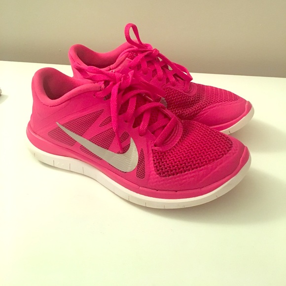 Pink Nike Frees Size 7 - Picture 1 of 4