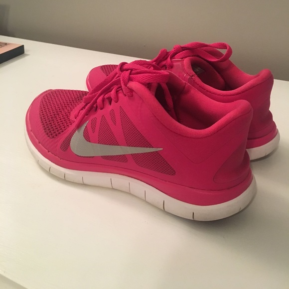 Pink Nike Frees Size 7 - Picture 4 of 4