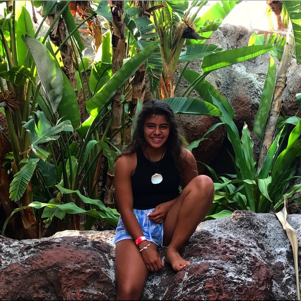 Meet your Posher, Jaleya