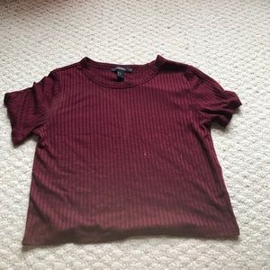maroon crop top