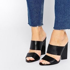 LOOKING FOR ASOS heeled sandal